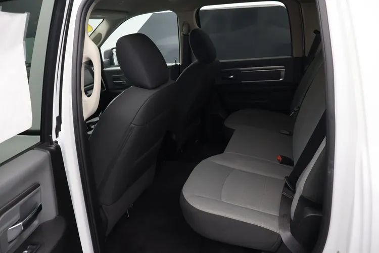 Used 2022 RAM 1500 Classic SLT w/ Electronics Group AWD/4WD image 15