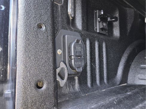 Used 2020 Ford F250 Lariat AWD/4WD image 10
