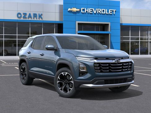 New 2026 Chevrolet Equinox LT w/ Safety and Technology Package FWD image 37