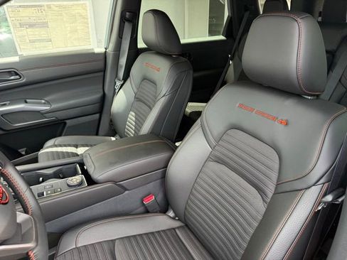 New 2026 Nissan Pathfinder Rock Creek AWD/4WD image 18