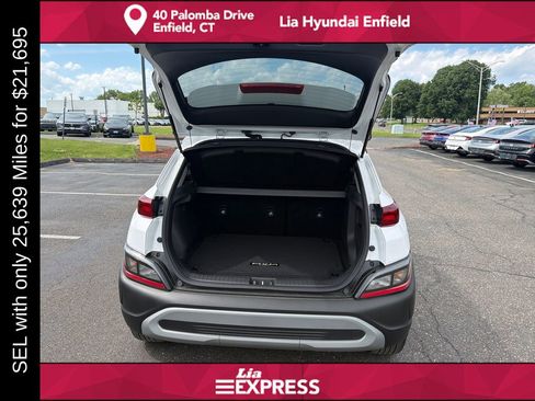 Used 2023 Hyundai Kona SEL AWD/4WD image 24