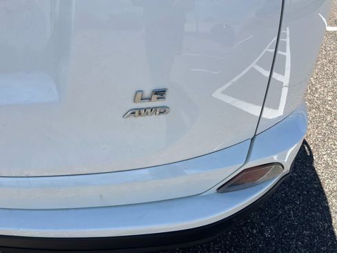 Used 2016 Toyota RAV4 LE AWD/4WD image 7