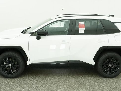 New 2026 Toyota RAV4 SE AWD/4WD image 3
