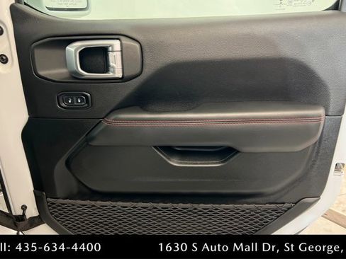 Used 2020 Jeep Wrangler Unlimited Rubicon w/ Advanced Safety Group image 23