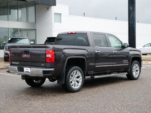 Used 2015 GMC Sierra 1500 SLT w/ SLT Crew Cab Value Package AWD/4WD image 3