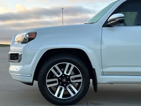 Used 2023 Toyota 4Runner Limited image 5