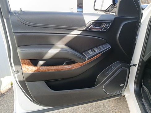 Used 2019 Chevrolet Suburban Premier w/ Premier Plus Edition image 66