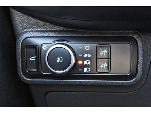 Used 2025 Ford Explorer ST-Line image 19