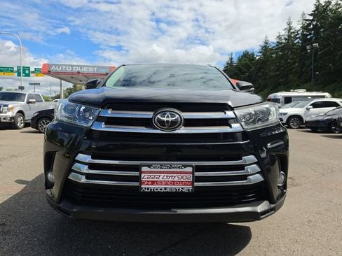 Used 2018 Toyota Highlander Limited FWD image 21