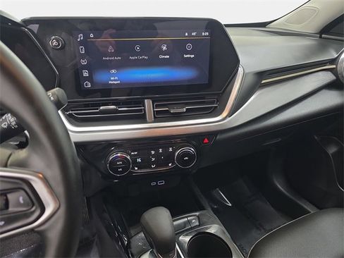 Used 2025 Chevrolet Trax ACTIV w/ Driver Confidence Package image 20