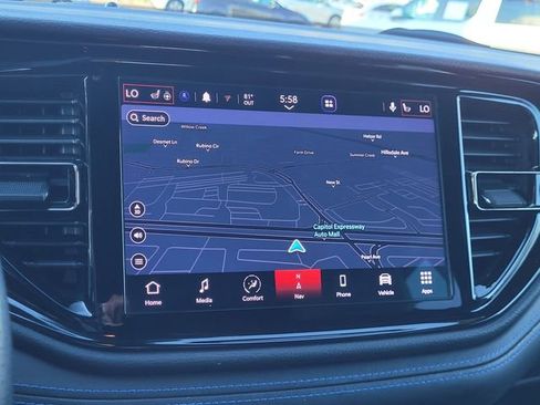 Certified 2022 Dodge Durango R/T w/ Tow 'N Go Package AWD/4WD image 9