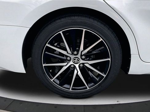 Used 2023 Toyota Camry SE image 34