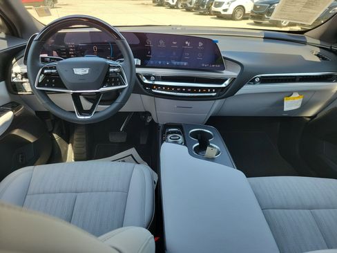 Certified 2026 Cadillac Lyriq Sport image 13