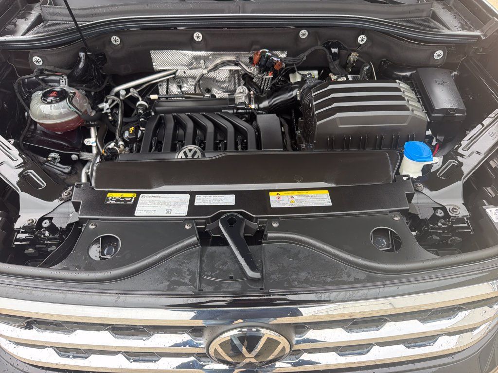 Used 2023 Volkswagen Atlas SEL Premium AWD/4WD image 34