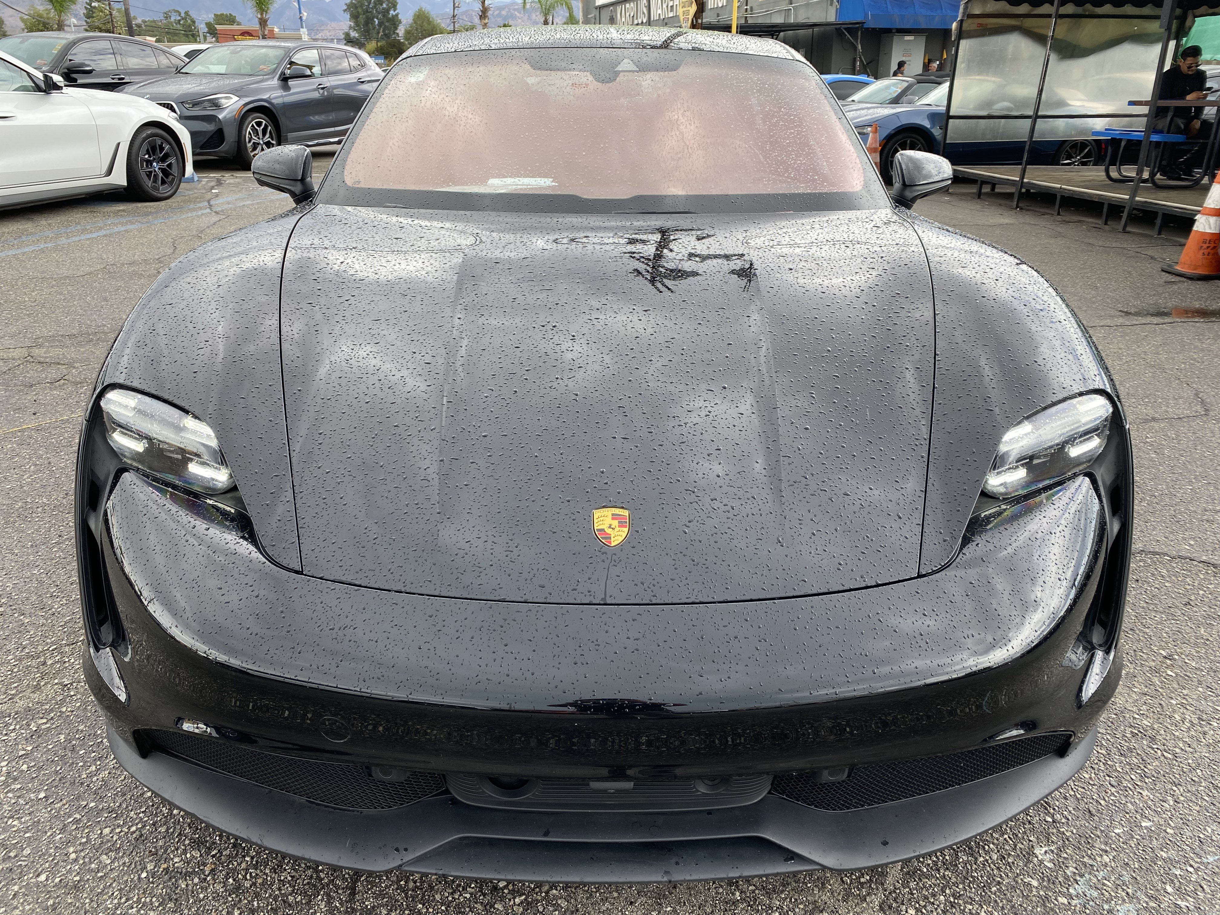 Used 2022 Porsche Taycan RWD image 3
