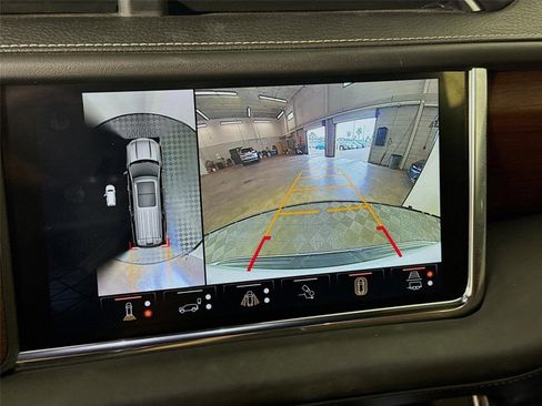 Used 2023 GMC Yukon XL Denali Ultimate w/ LPO, Floor Liner Package AWD/4WD image 17