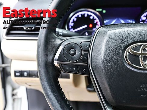 Used 2019 Toyota Camry XLE w/ Carpet Mat Package FWD image 15