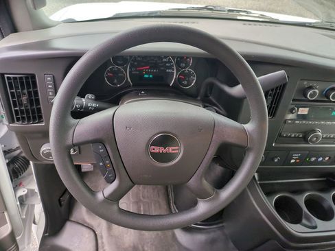 New 2025 GMC Savana 4500 w/ Power Convenience Package RWD image 12