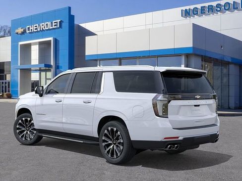 New 2026 Chevrolet Suburban High Country w/ Sun And Tow Package AWD/4WD image 3