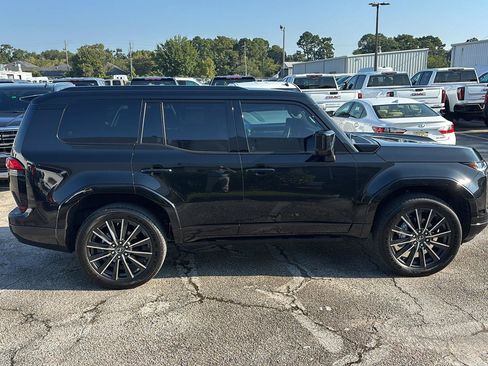 Used 2026 Lexus GX 550 w/ Accessory Package (2T) AWD/4WD image 8
