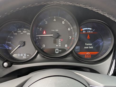 Used 2023 Porsche Macan AWD/4WD image 17