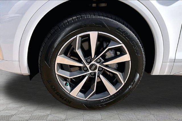 Used 2024 Audi Q5 2.0T Premium AWD/4WD image 8