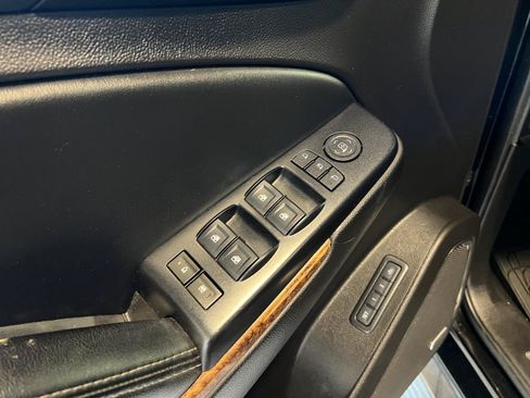 Used 2015 Chevrolet Suburban LTZ AWD/4WD image 26