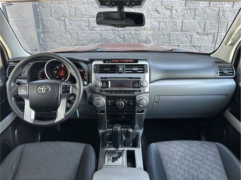 Used 2011 Toyota 4Runner Trail AWD/4WD image 19