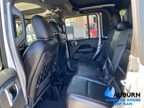 Used 2021 Jeep Gladiator Rubicon AWD/4WD image 25