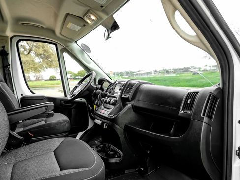 Used 2021 RAM ProMaster 1500 image 10