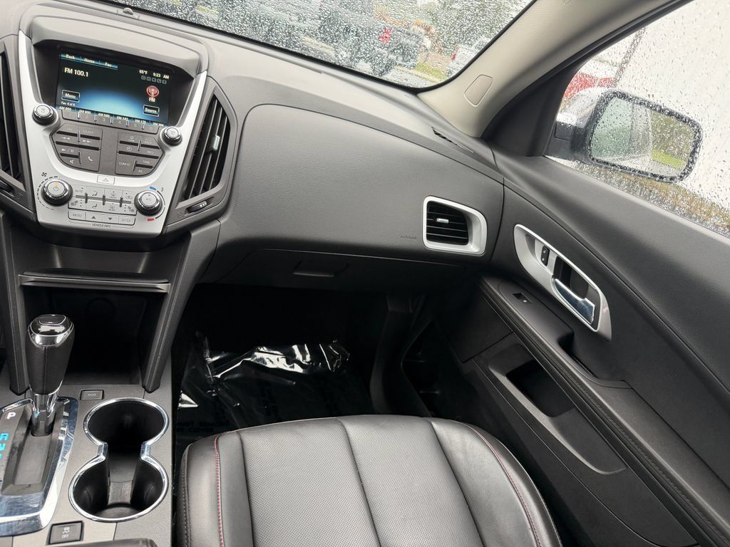 Used 2017 Chevrolet Equinox Premier FWD image 22