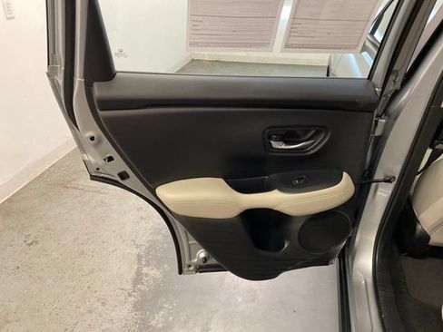 Used 2024 Honda HR-V LX image 18