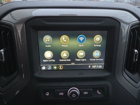 Used 2019 Chevrolet Silverado 1500 Custom w/ Custom Value Package image 12