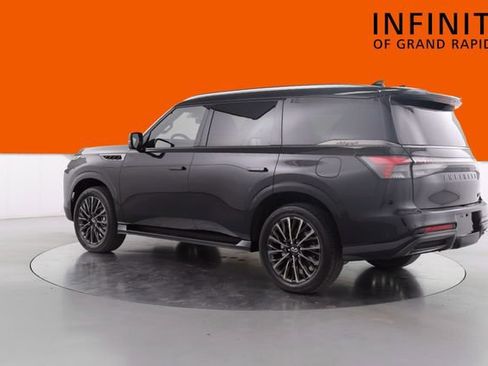 Used 2025 INFINITI QX80 Autograph AWD/4WD image 5