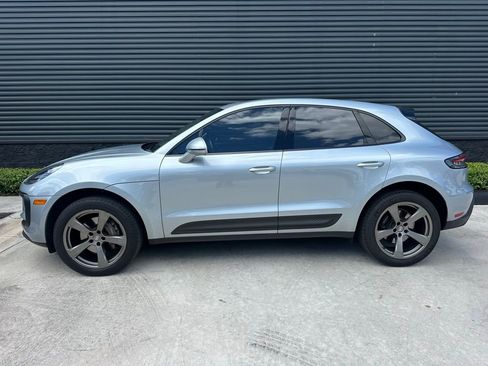 Certified 2023 Porsche Macan Turbo image 2