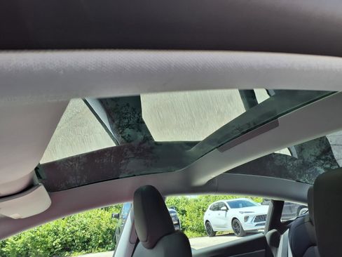 Used 2025 Tesla Model 3 RWD image 22