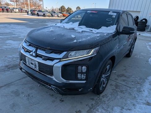 Used 2021 Mitsubishi Outlander Sport SE image 21