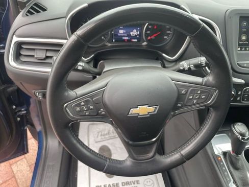 Used 2019 Chevrolet Equinox LT w/ Driver Convenience Package FWD image 11