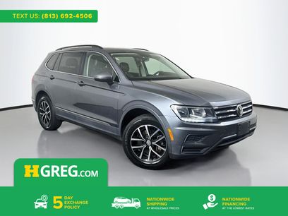 Used 2021 Volkswagen Tiguan SE w/ Panoramic Sunroof Package