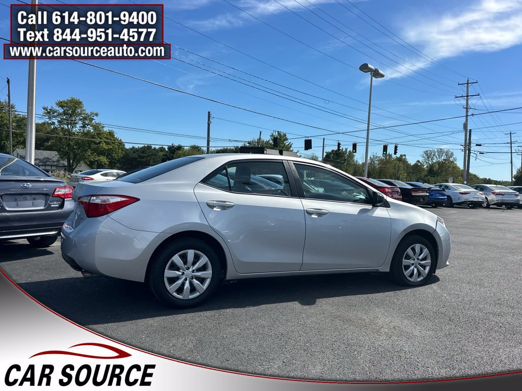 Used 2016 Toyota Corolla LE FWD image 7
