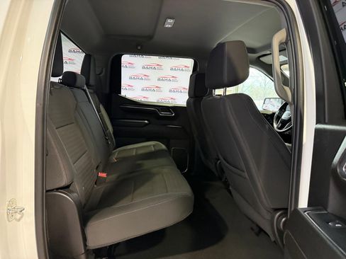 Used 2024 GMC Sierra 1500 SLE image 33