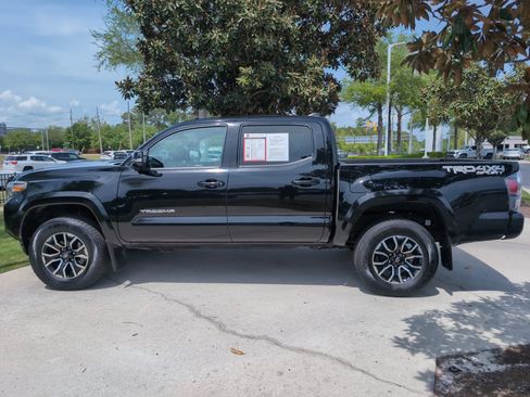 Used 2023 Toyota Tacoma TRD Sport w/ Advanced Technology Package image 7