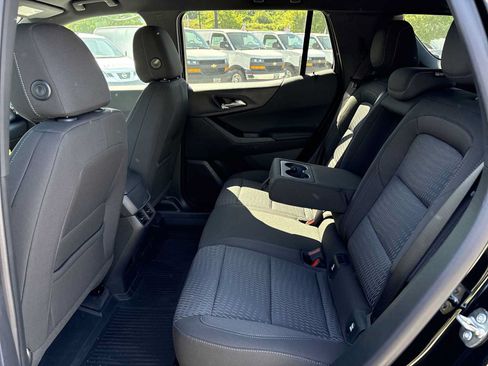 New 2026 Chevrolet Equinox LT w/ Safety and Technology Package FWD image 24