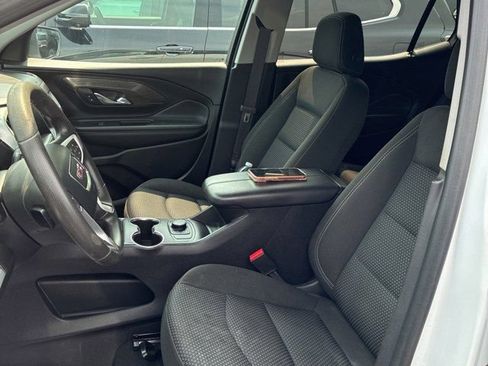 Used 2023 GMC Terrain SLE w/ Elevation Edition AWD/4WD image 10