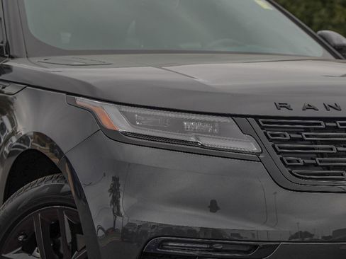 Used 2024 Land Rover Range Rover Velar Dynamic SE image 2