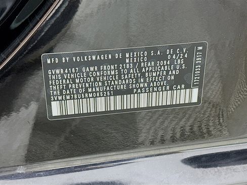 Used 2024 Volkswagen Jetta SE image 12