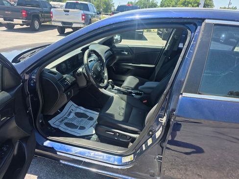 Used 2015 Honda Accord Sport image 5
