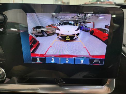 Used 2024 Chevrolet Corvette Stingray Preferred Conv w/ Z51 Performance Package image 5