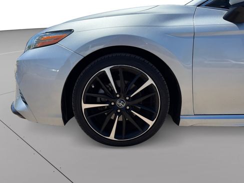 Used 2018 Toyota Camry XSE w/ Audio Package FWD image 9
