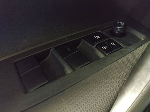 Used 2022 Toyota Corolla LE FWD image 27